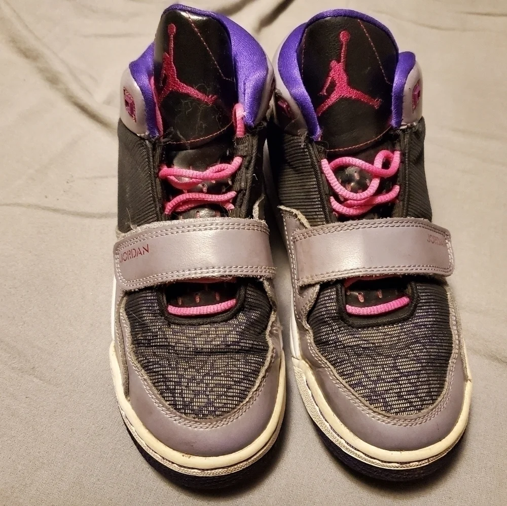 Jordan Youth Size 4.5Y